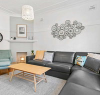 Seaspray - Manly beach apartment close to the sand - Yamba Accommodation