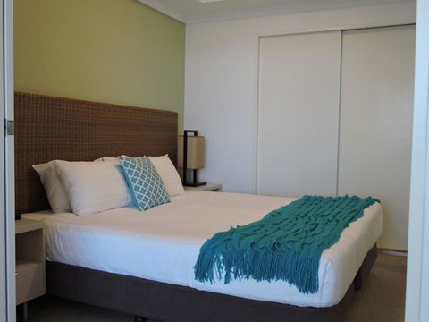 BASE Holidays - Ettalong Beach Premium Apartments - Yamba Accommodation 15