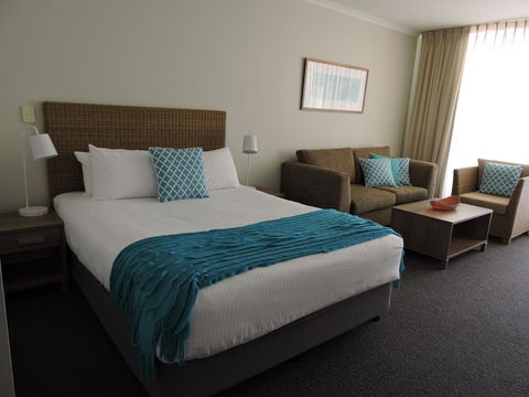 BASE Holidays - Ettalong Beach Premium Apartments - Yamba Accommodation 11