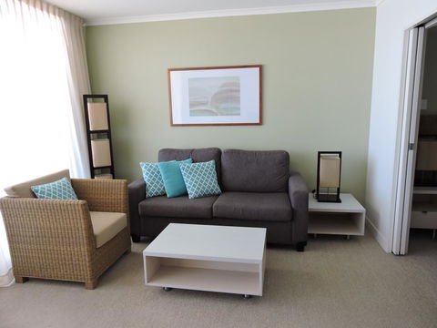 BASE Holidays - Ettalong Beach Premium Apartments - Yamba Accommodation 17