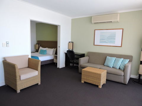 BASE Holidays - Ettalong Beach Premium Apartments - Yamba Accommodation 9
