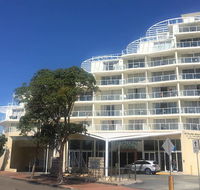 Ettalong Beach Premium Waterview Apartments - Yamba Accommodation
