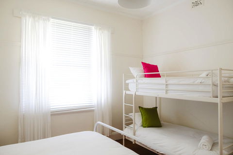 Morpeth Cottage - Yamba Accommodation 13