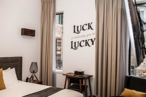 The Lucky Hotel - Yamba Accommodation 1