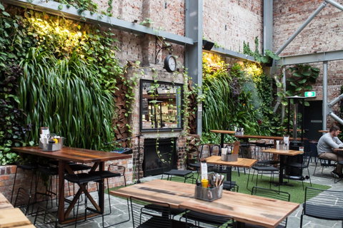 The Lucky Hotel - Yamba Accommodation 12