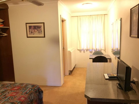 Cooma Motor Lodge Motel - Yamba Accommodation 23
