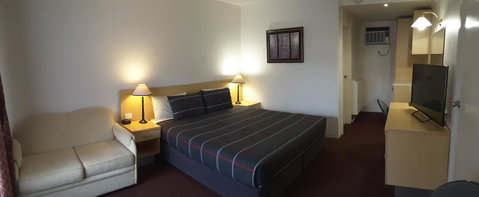Cooma Motor Lodge Motel - Yamba Accommodation 7