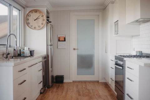 Salthouse Berrara - Yamba Accommodation 7