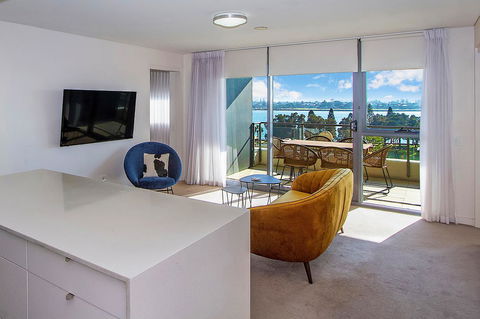 Terminus Apartment Hotel, Ascend Hotel Collection - Yamba Accommodation 1