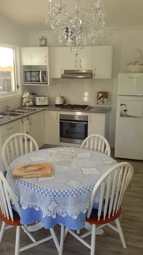 The Best Exotic Magnolia Cottage - Yamba Accommodation 25