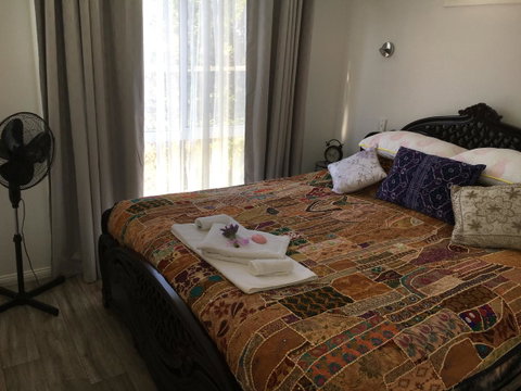 The Best Exotic Magnolia Cottage - Yamba Accommodation 17
