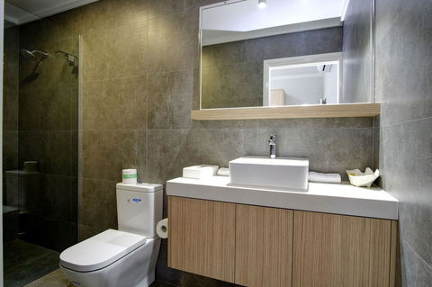 Lakes And Ocean Hotel Forster - Yamba Accommodation 24