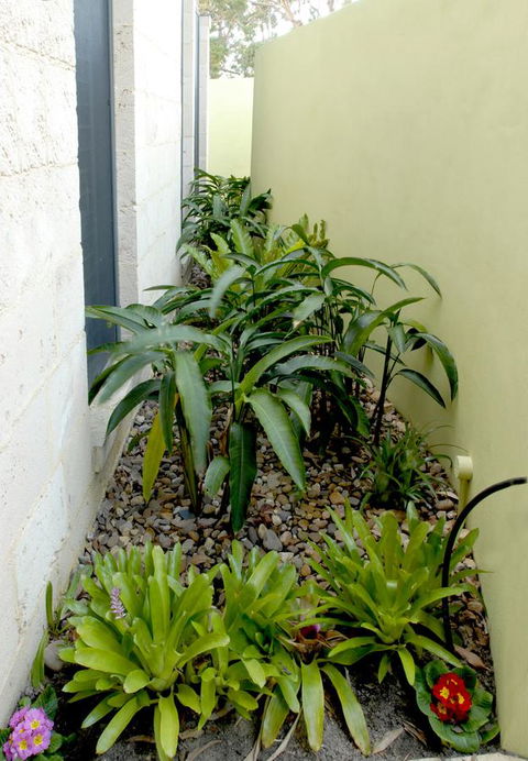 By The Beach B&B Self Contained Apartments - Yamba Accommodation 24