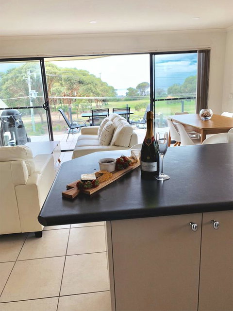 Seachange 3 - Yamba Accommodation 3