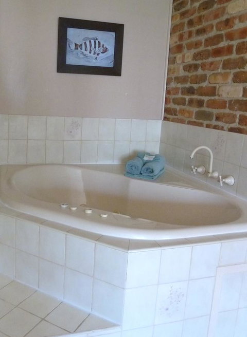 Mollymook Surfbeach Motel & Apartments - Yamba Accommodation 23