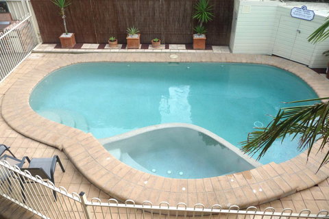 Mollymook Surfbeach Motel & Apartments - Yamba Accommodation 9