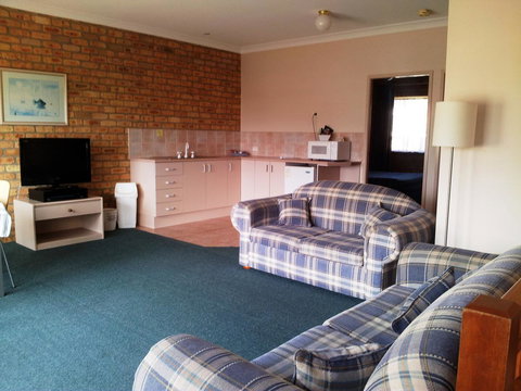 Mollymook Surfbeach Motel & Apartments - Yamba Accommodation 40