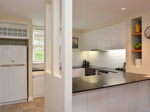 Villa De Saran Located Within Cypress Lakes - Yamba Accommodation 8