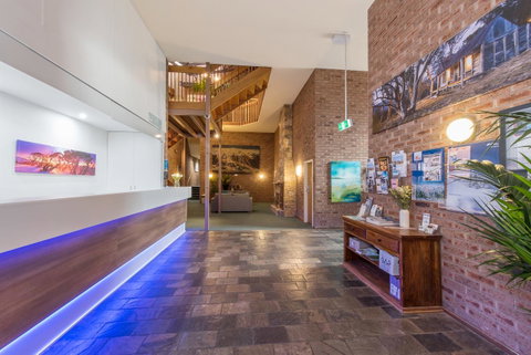 Alpine Gables - Yamba Accommodation 6