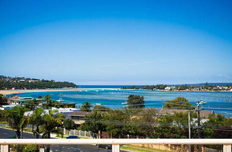 Baywatch Apartments Merimbula - Yamba Accommodation 7
