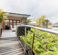 Family surf house 5 min walk to Manly beach - Yamba Accommodation