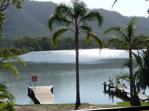 Pelican H2O One & Two Bedroom Apartments - Yamba Accommodation 2