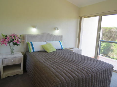 BlueWater Apartments - Yamba Accommodation 24