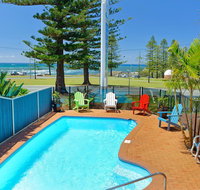 Beach House Holiday Apartments - Yamba Accommodation