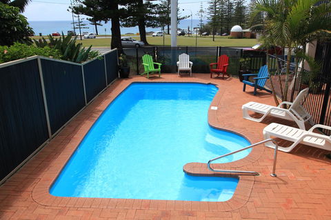 Beach House Holiday Apartments - Yamba Accommodation 4