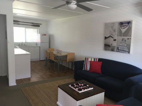 Tomaree Lodge - Yamba Accommodation 1