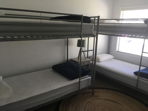 Tomaree Lodge - Yamba Accommodation 4