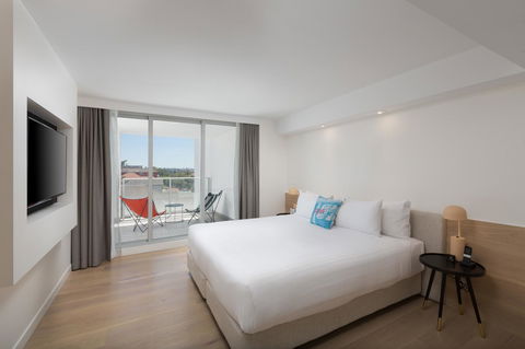 QT Bondi - Yamba Accommodation 10