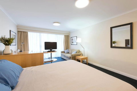 Grande Esplanade Studio - Yamba Accommodation 3