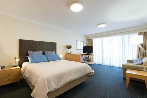 Grande Esplanade Studio - Yamba Accommodation 1