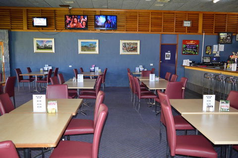 Brolga Hotel Motel - Coleambally - Yamba Accommodation 15