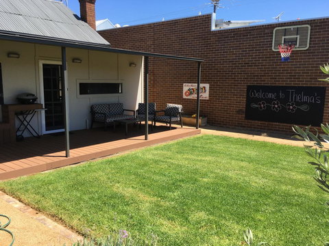 Thelma's Temora - Yamba Accommodation 11