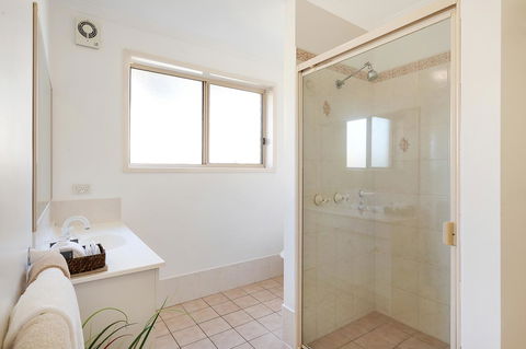 Black Dolphin Resort Motel & Apartments - Yamba Accommodation 3