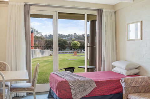 Black Dolphin Resort Motel & Apartments - Yamba Accommodation 15