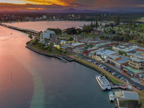 Centrepoint 10 - Yamba Accommodation 5