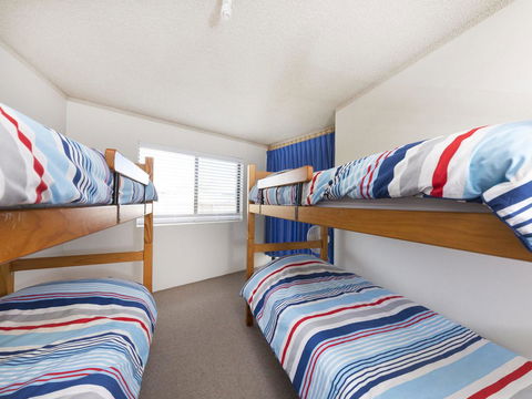 Centrepoint 10 - Yamba Accommodation 1