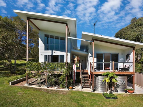 Drifted Away - Yamba Accommodation 2
