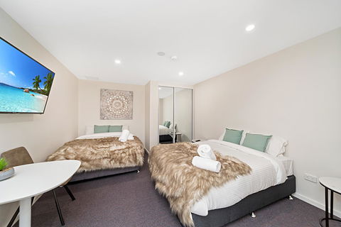 Carlton Suites - Yamba Accommodation 4