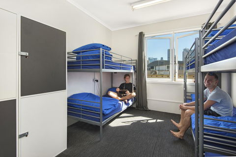 Mad Monkey Downtown - Yamba Accommodation 1