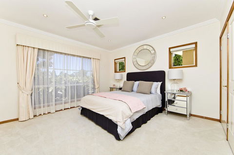 One Mile Mansion - Private Coastal Retreat FREE FAMILY ADVENTURE PASS - Yamba Accommodation 14