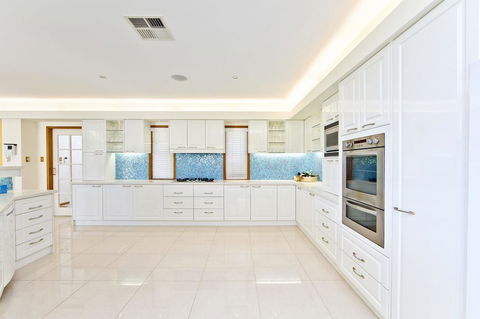 One Mile Mansion - Private Coastal Retreat FREE FAMILY ADVENTURE PASS - Yamba Accommodation 2