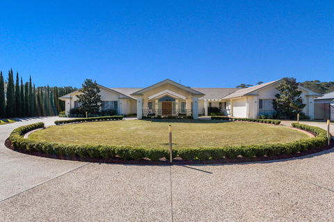 One Mile Mansion - Private Coastal Retreat FREE FAMILY ADVENTURE PASS - Yamba Accommodation 22