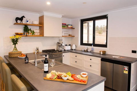 Belisi Farmstay Cottage - Yamba Accommodation 4