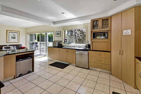 Bundanoon Lodge - Yamba Accommodation 28