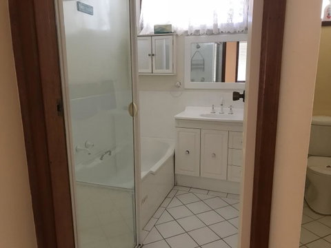 Pinny Paradise - Yamba Accommodation 9