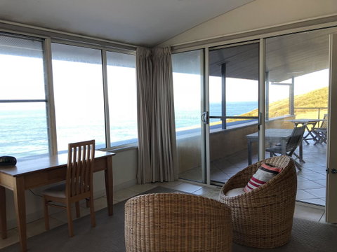 OceanScape Luxury Beachfront Villas - Yamba Accommodation 6